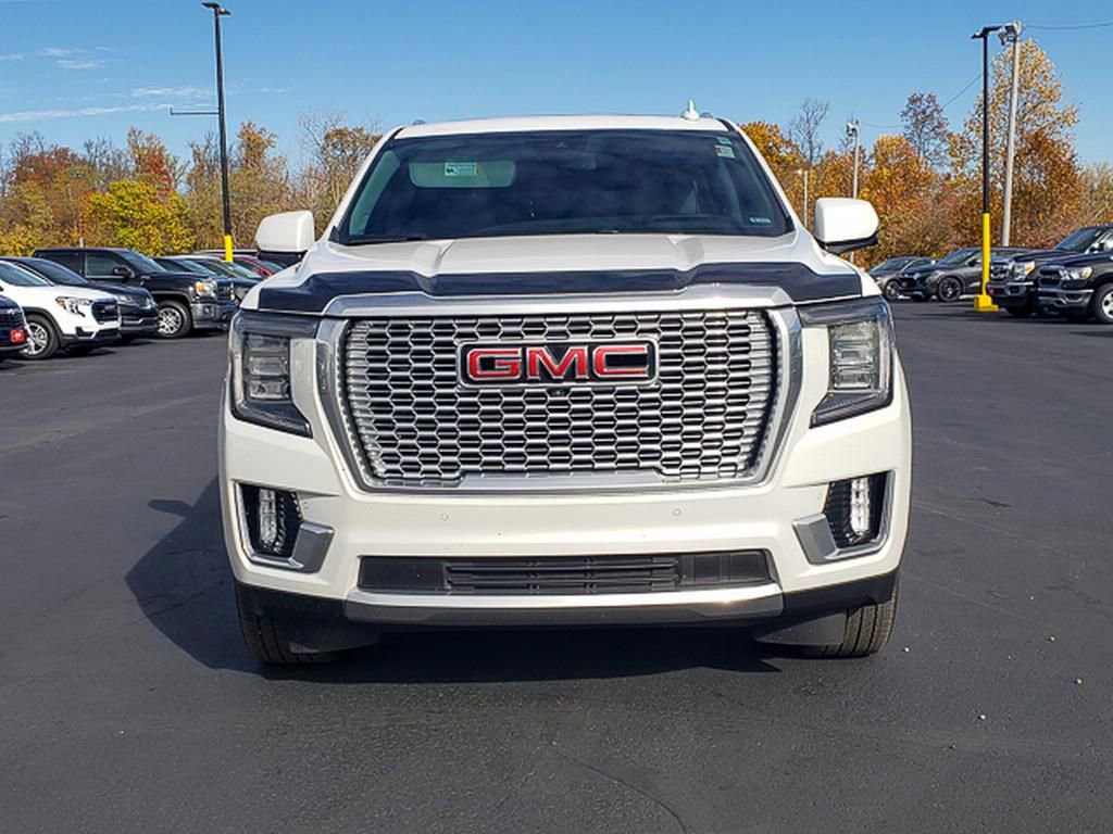 Used 2023 GMC Yukon Denali image 2