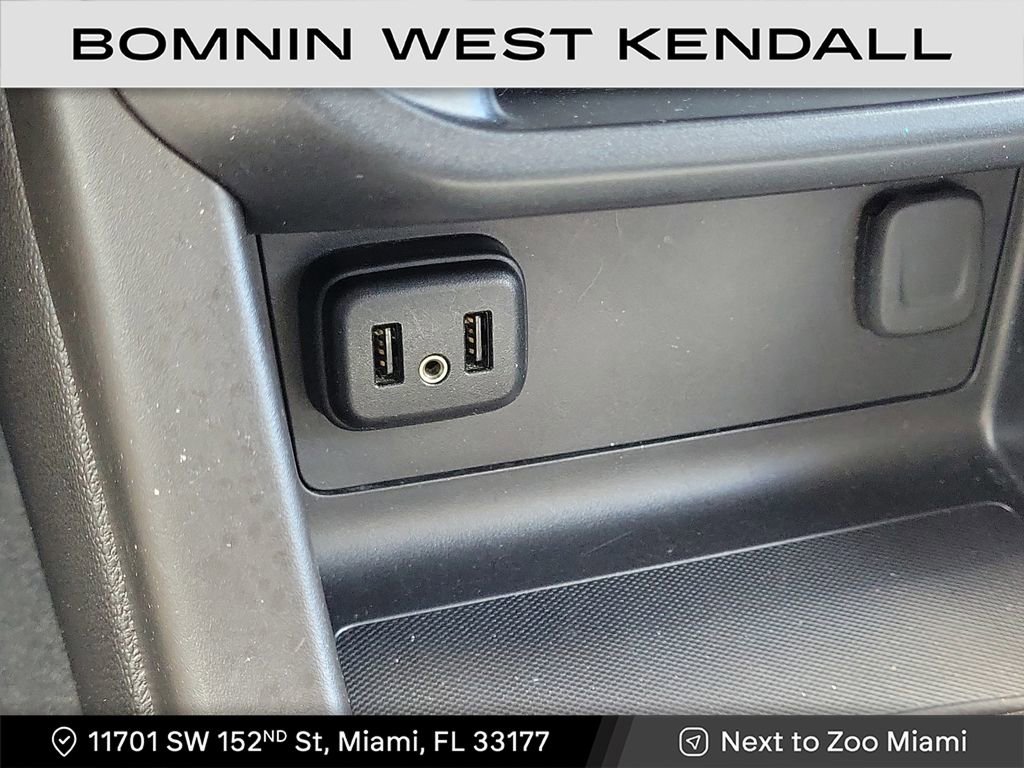 Used 2019 Chevrolet Colorado LT w/ LT Convenience Package image 22