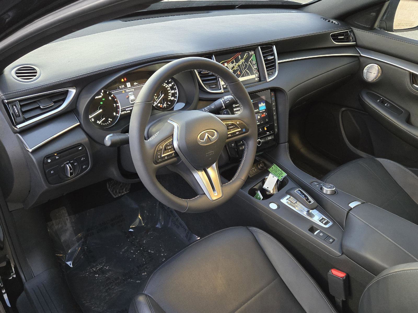 Certified 2025 INFINITI QX55 Essential image 5