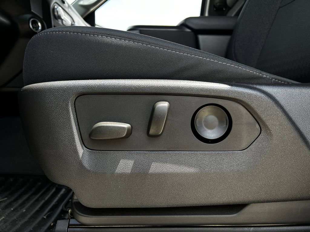 Used 2024 GMC Sierra 1500 Pro w/ Pro Value Package AWD/4WD image 27