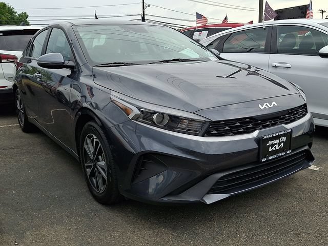 Certified 2024 Kia Forte LXS w/ LXS Technology Package FWD image 1