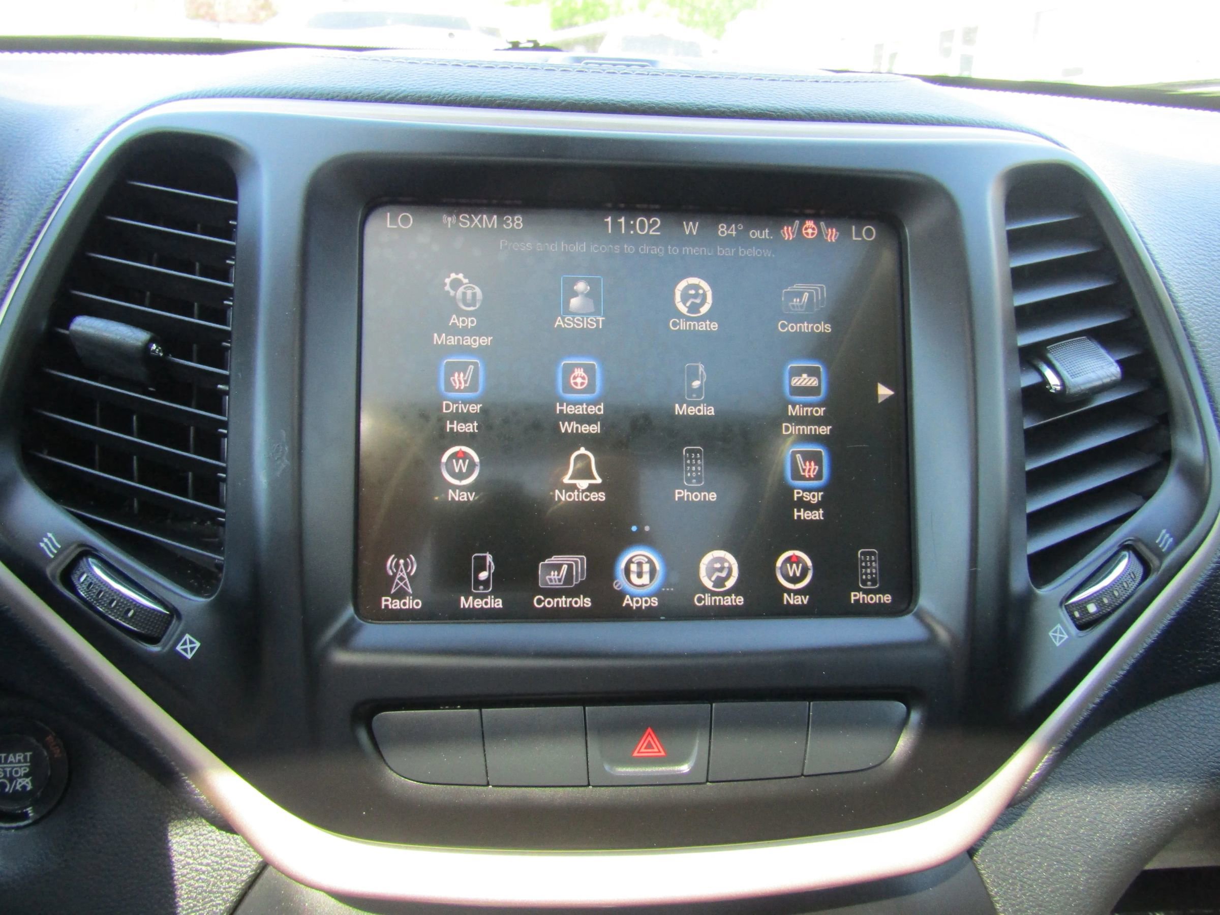 Used 2015 Jeep Cherokee Limited image 28