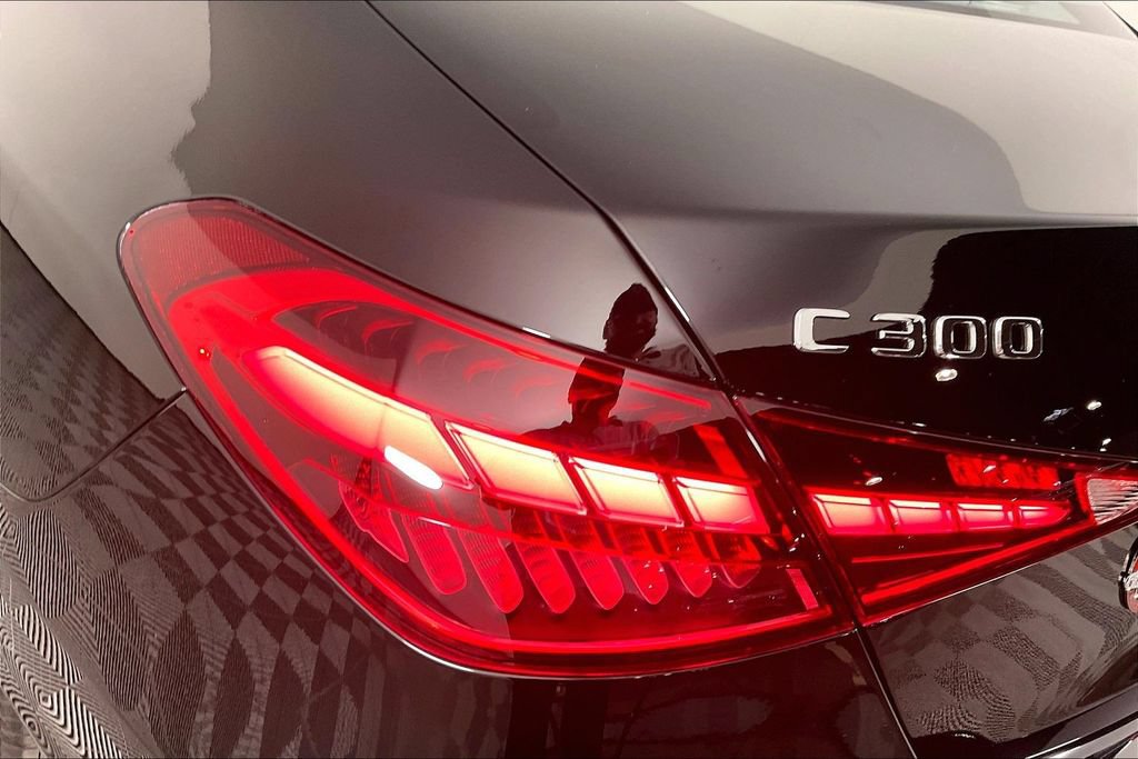 Certified 2025 Mercedes-Benz C 300 4MATIC Sedan image 24