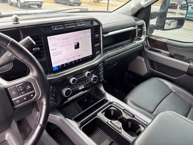 Used 2024 Ford F250 Lariat w/ Black Appearance Package AWD/4WD image 19