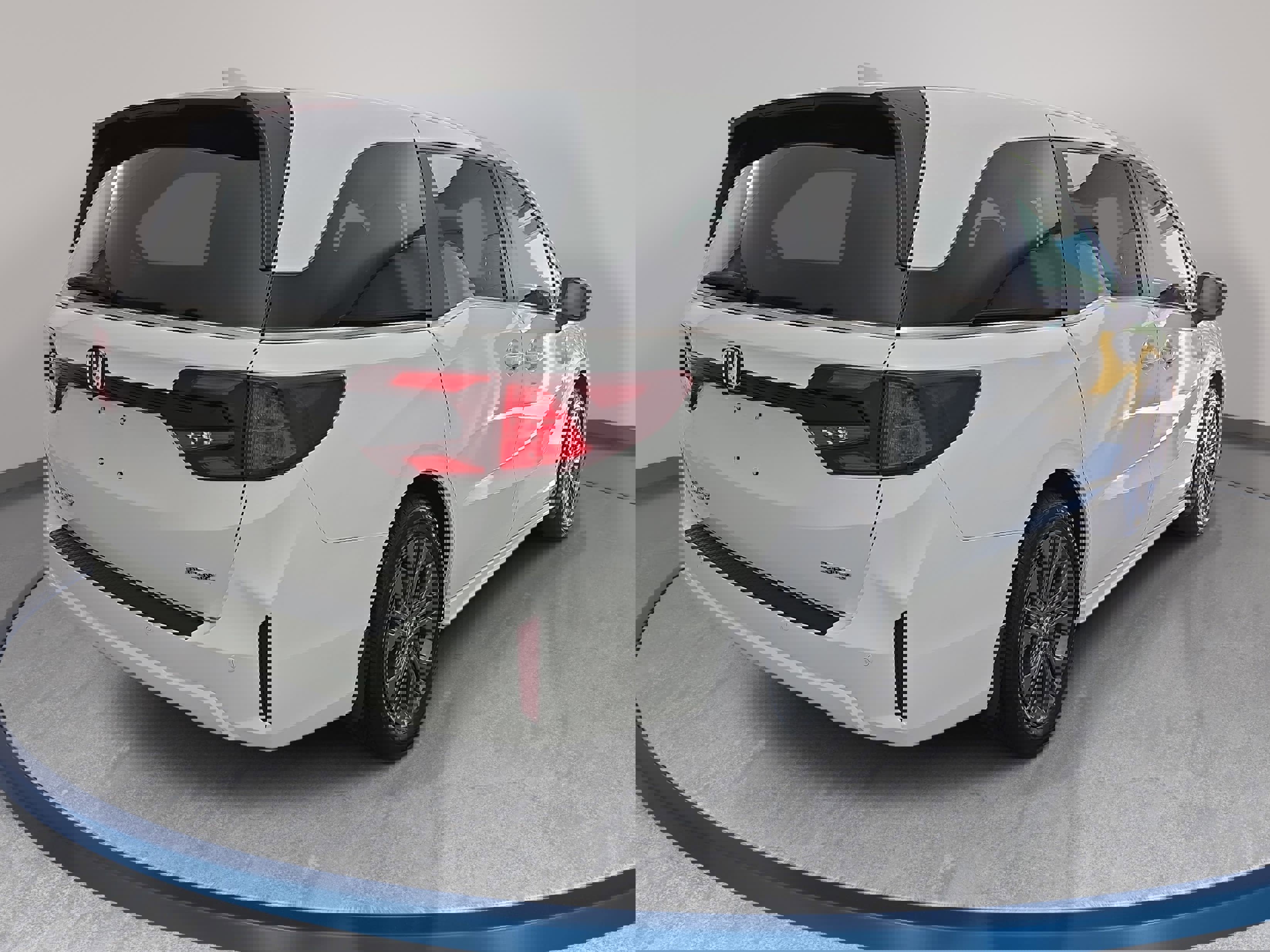 New 2026 Honda Odyssey Touring image 5