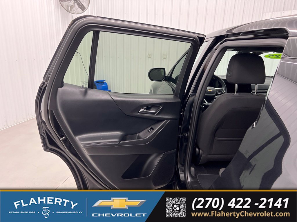 Used 2025 Chevrolet Equinox LT FWD image 10