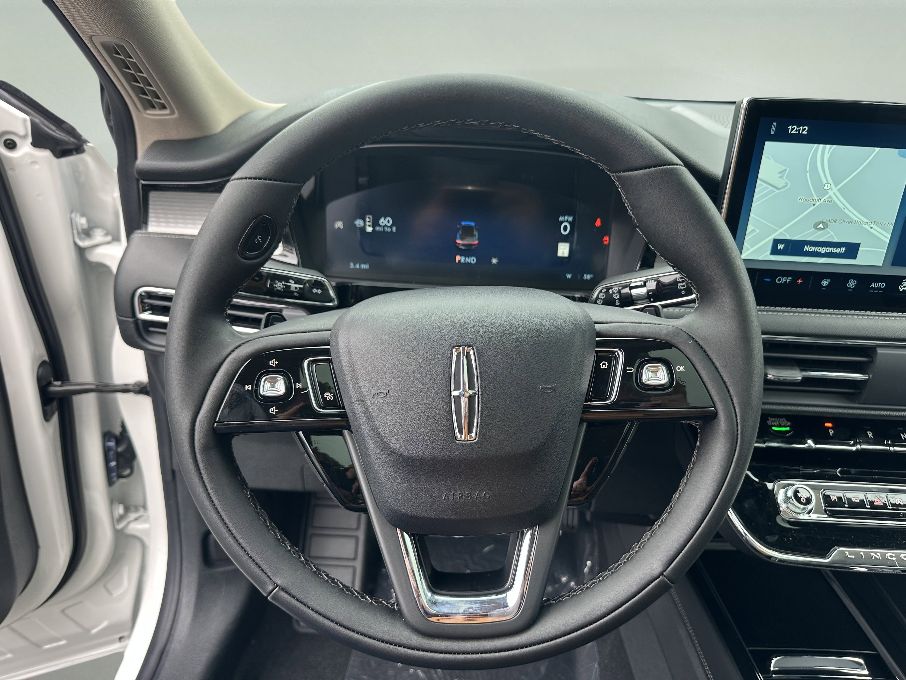 New 2026 Lincoln Corsair Premiere image 12