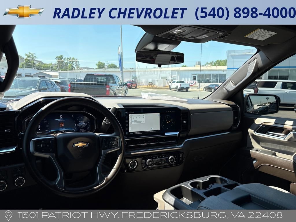 Used 2024 Chevrolet Silverado 1500 LT AWD/4WD image 13