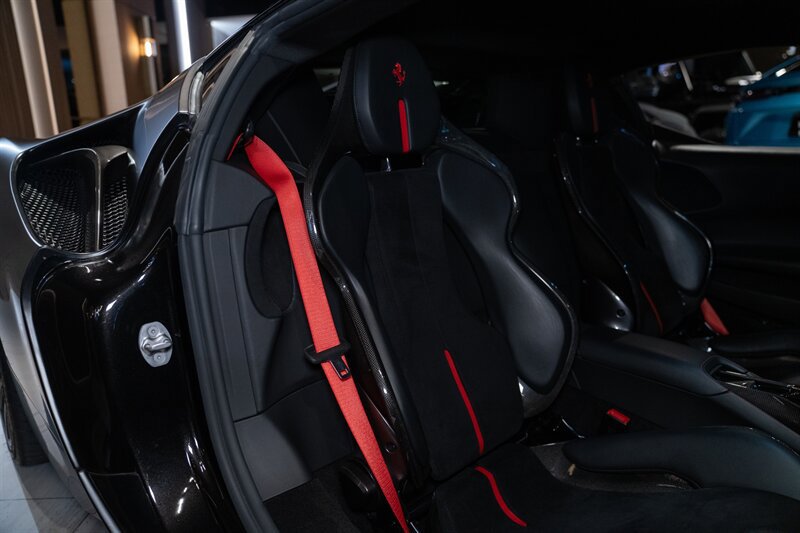 Used 2021 Ferrari SF90 Stradale AWD/4WD image 6