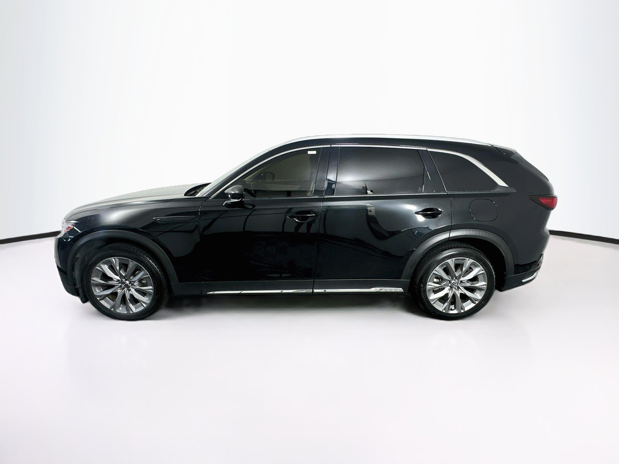 Used 2024 MAZDA CX-90 3.3 Turbo w/ Premium Package AWD/4WD image 4