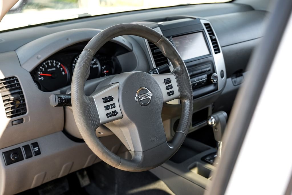 Used 2019 Nissan Frontier S image 12