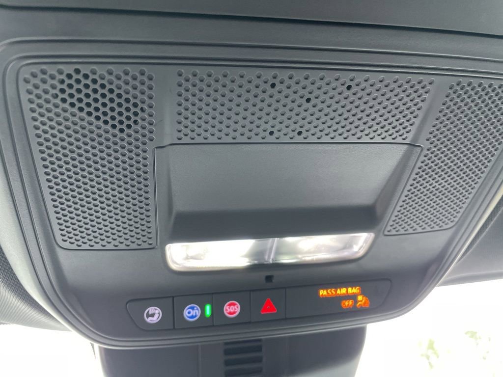 New 2026 Chevrolet Traverse LT w/ Driver Confidence Package image 24