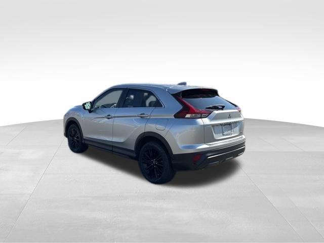 Used 2023 Mitsubishi Eclipse Cross LE image 4