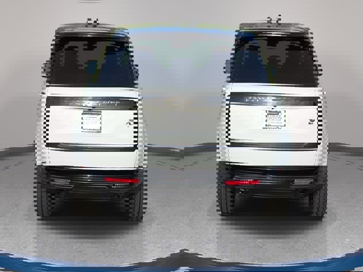 Certified 2023 Land Rover Range Rover SE image 6