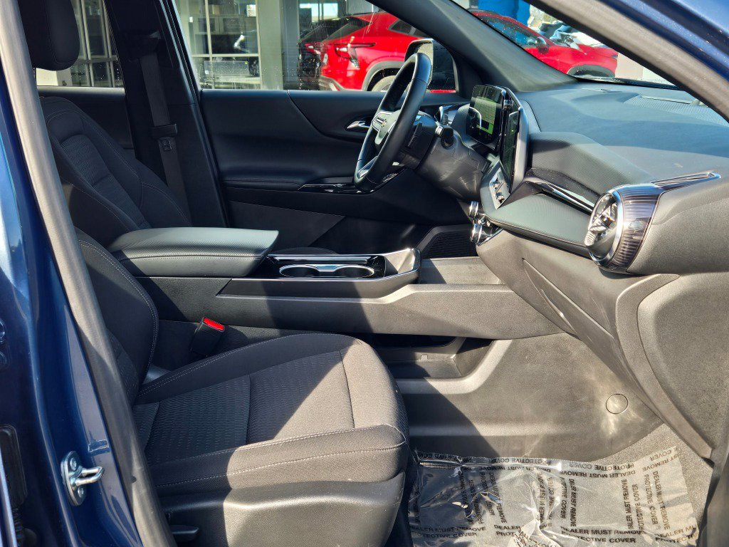 Certified 2025 Chevrolet Equinox LT FWD image 6