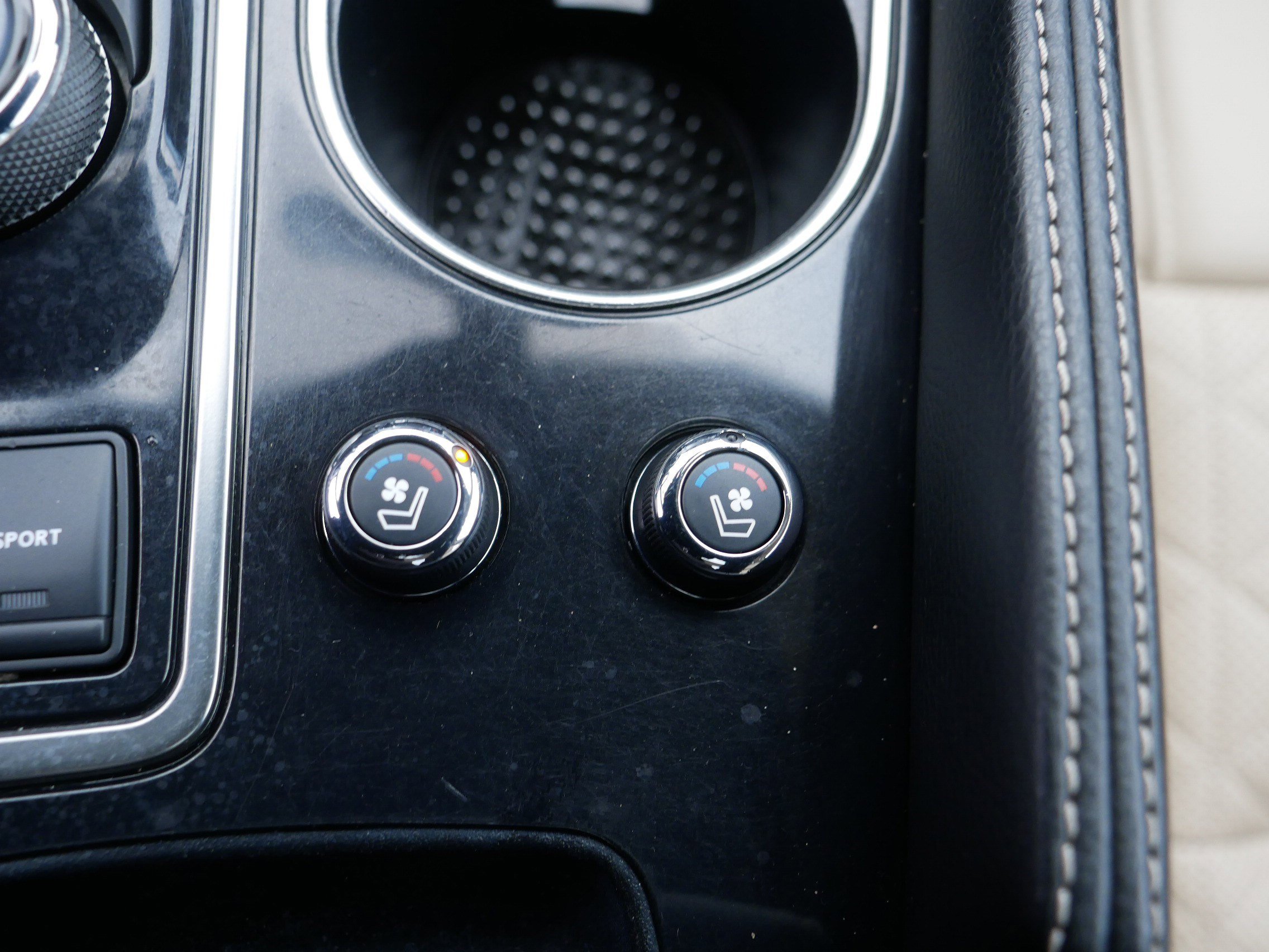 Certified 2018 Nissan Maxima Platinum image 31