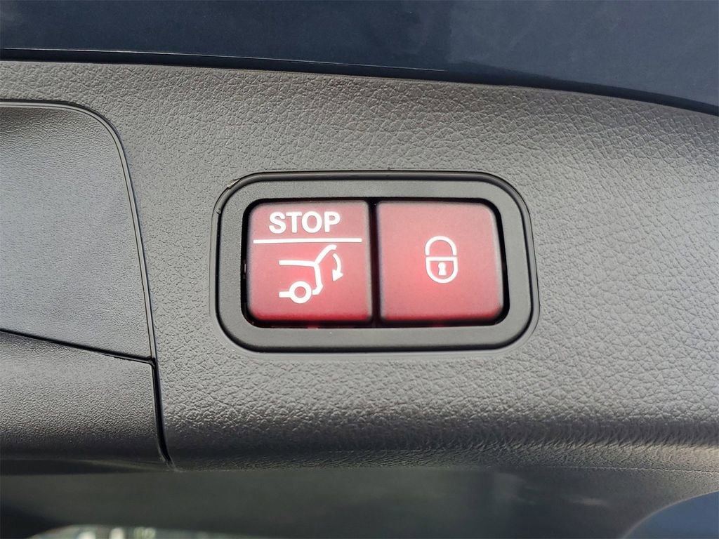 Used 2023 Mercedes-Benz GLA 250 image 16