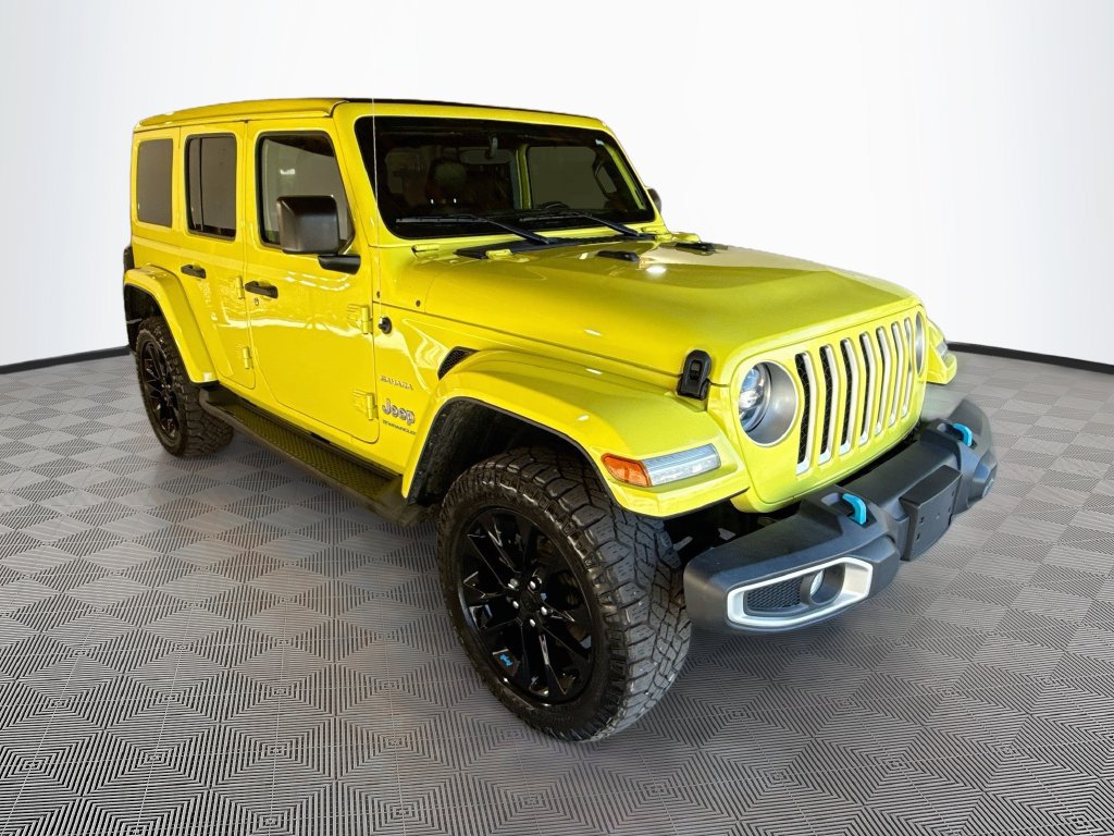 Certified 2023 Jeep Wrangler Unlimited Sahara w/ Cold Weather Group AWD/4WD image 4