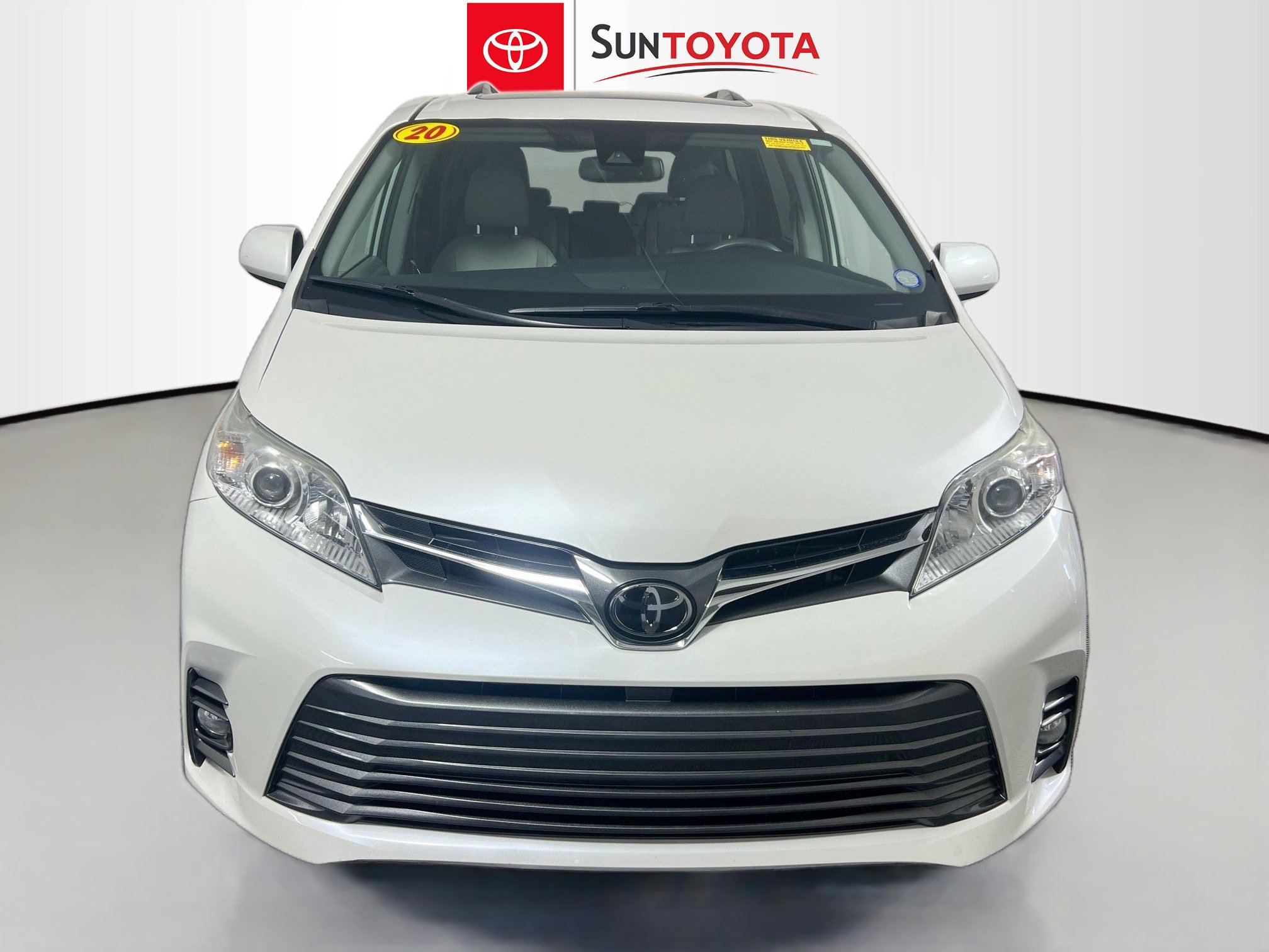 Used 2020 Toyota Sienna XLE image 10