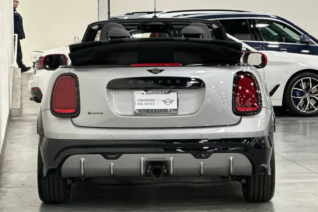 Used 2025 MINI Cooper John Cooper Works FWD image 5