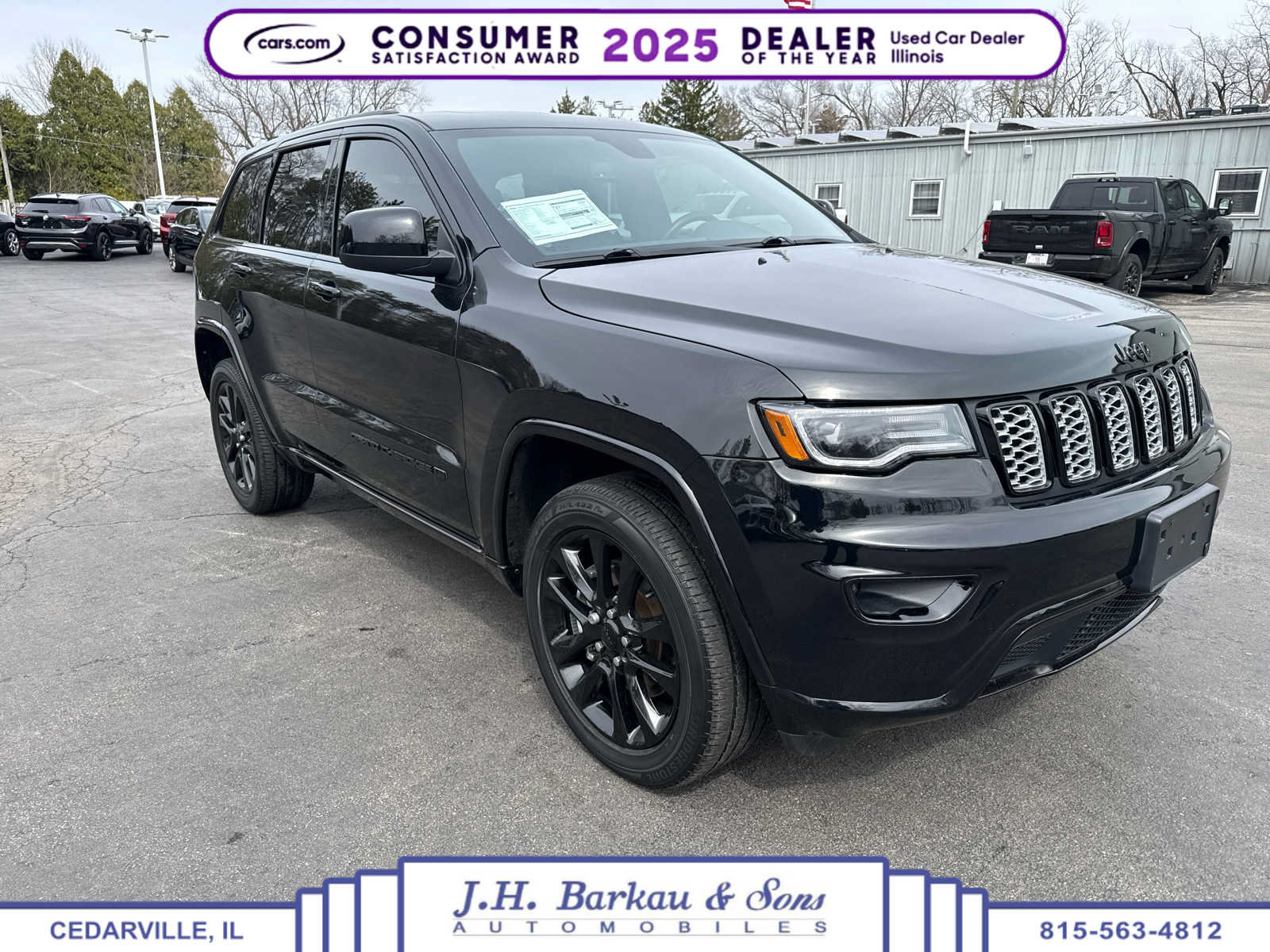 Used 2022 Jeep Grand Cherokee Laredo X AWD/4WD image 1