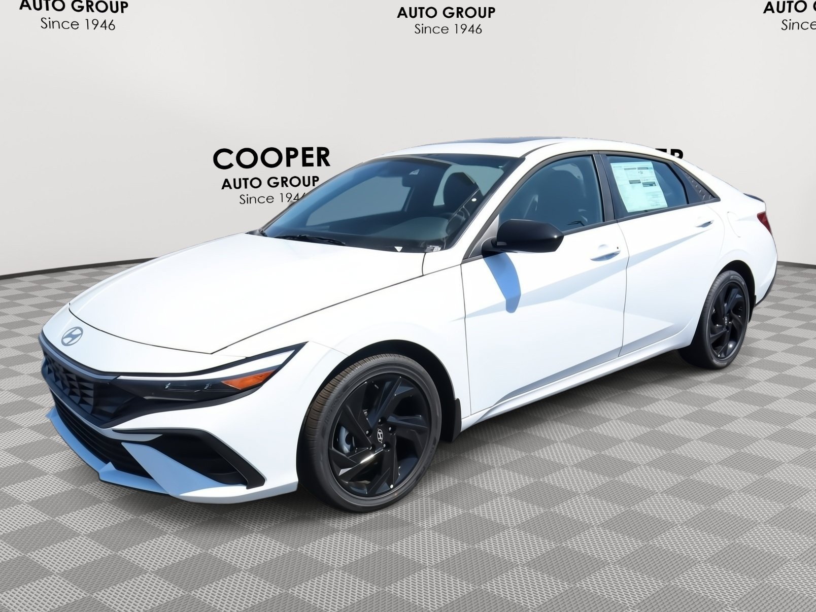 New 2026 Hyundai Elantra SEL Sport FWD image 3