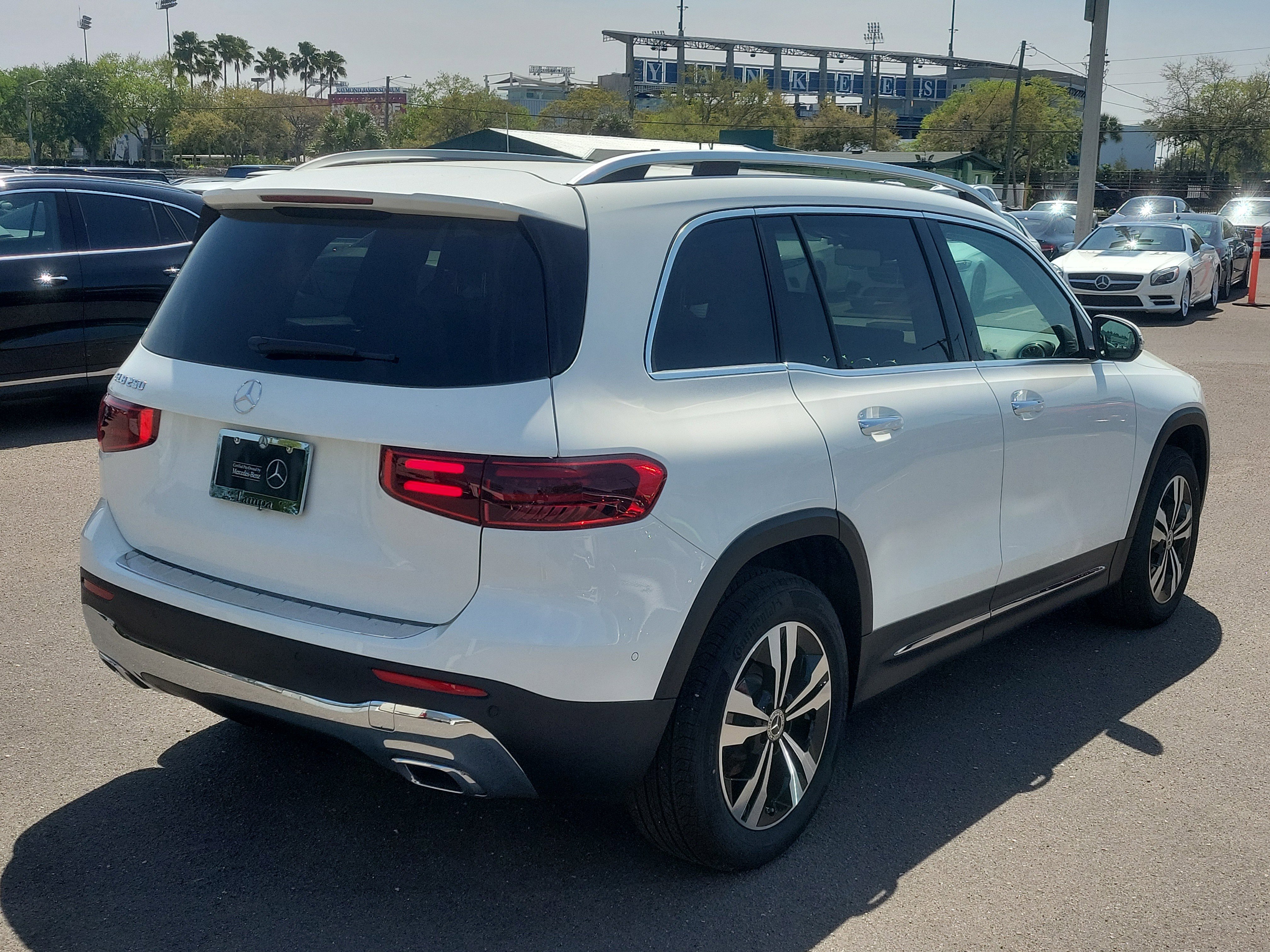 Certified 2026 Mercedes-Benz GLB 250 GLB 250 image 3