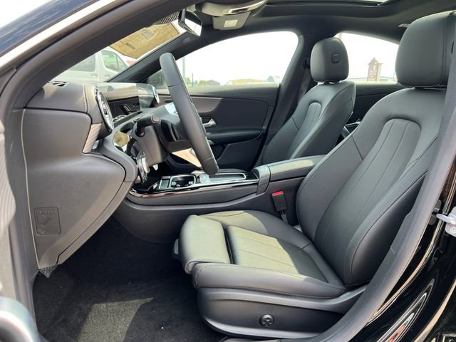 Certified 2025 Mercedes-Benz CLA 250 4MATIC image 4