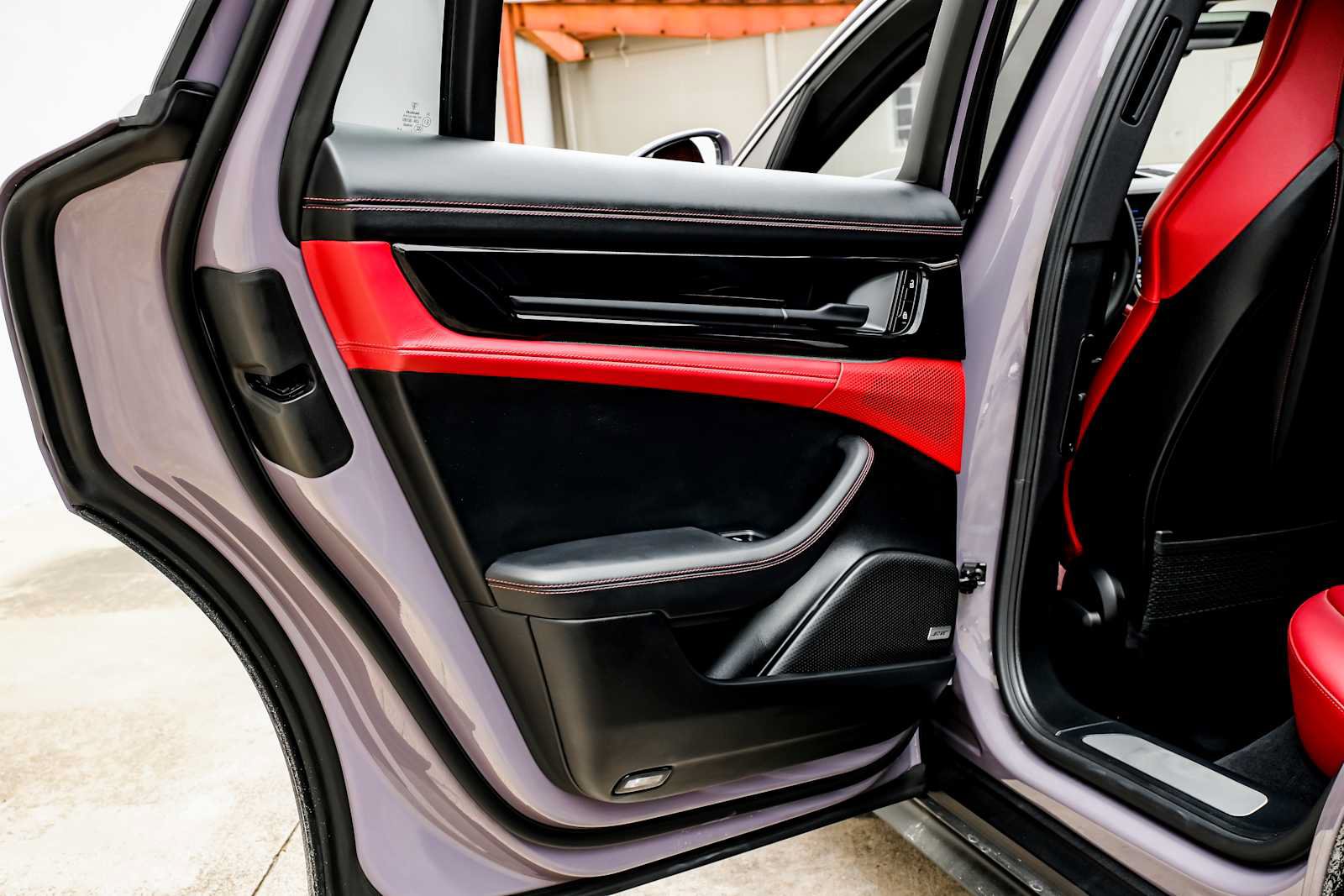 Used 2024 Porsche Panamera RWD image 44