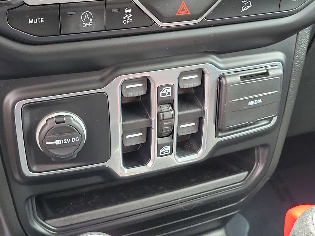 Used 2020 Jeep Wrangler Unlimited Sport S AWD/4WD image 26