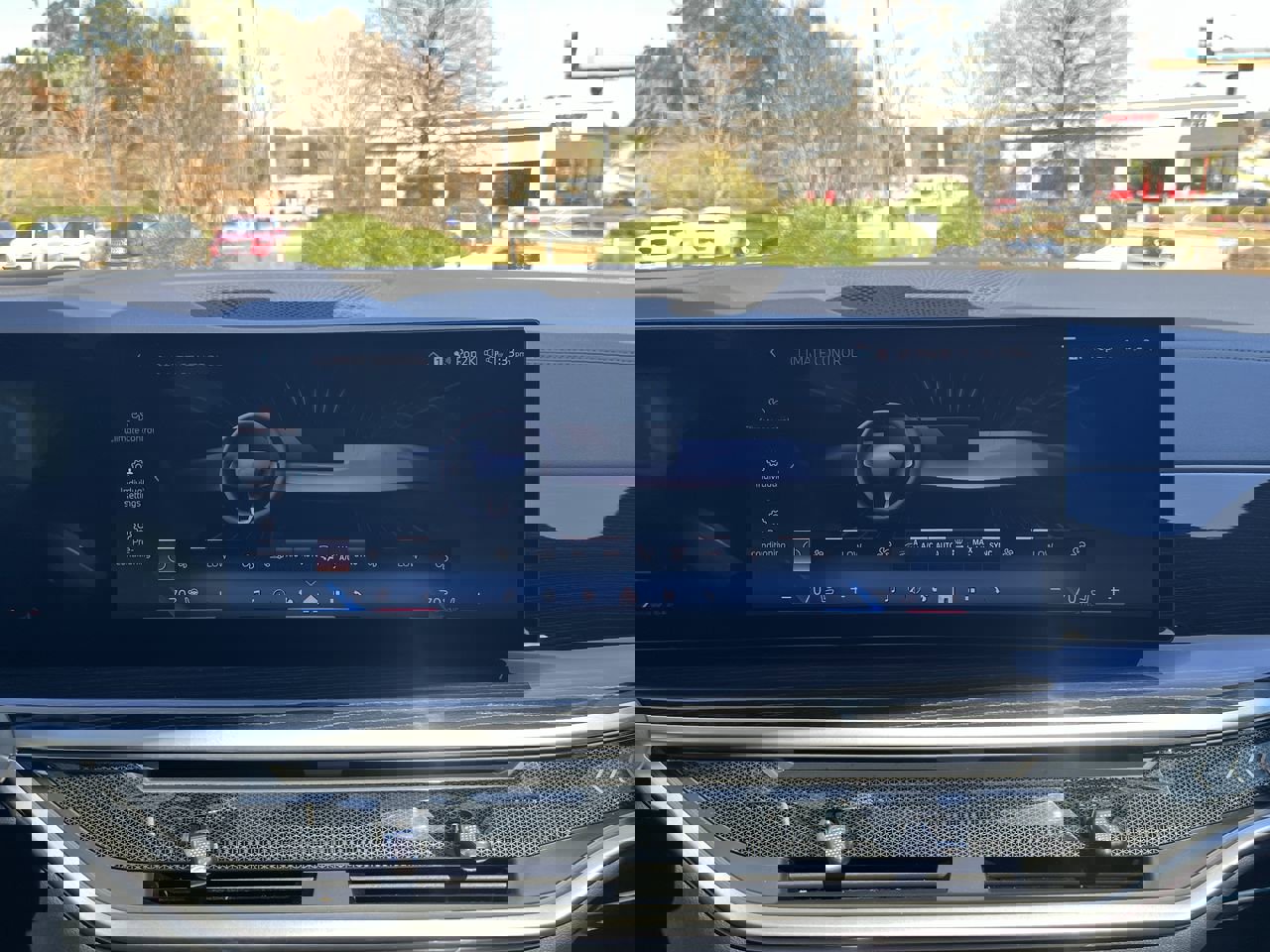 Used 2024 BMW X5 xDrive40i w/ M Sport Package image 27