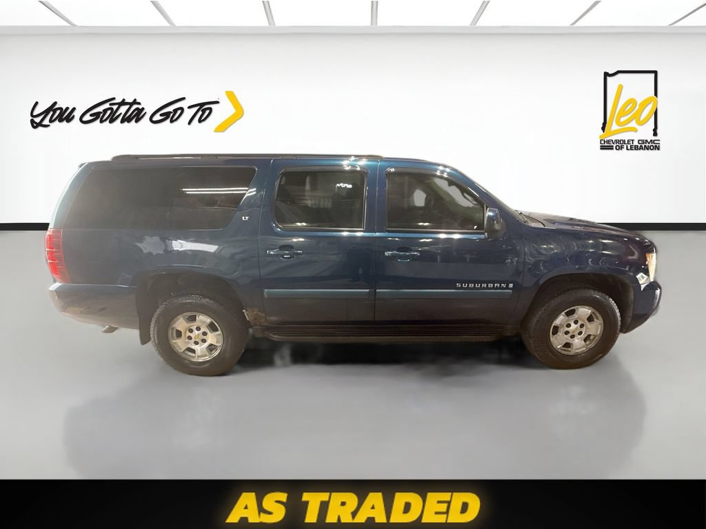 Used 2007 Chevrolet Suburban LT w/ LT Preferred Equipment Group AWD/4WD image 4