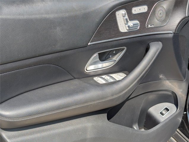 Used 2021 Mercedes-Benz GLS 450 4MATIC image 39