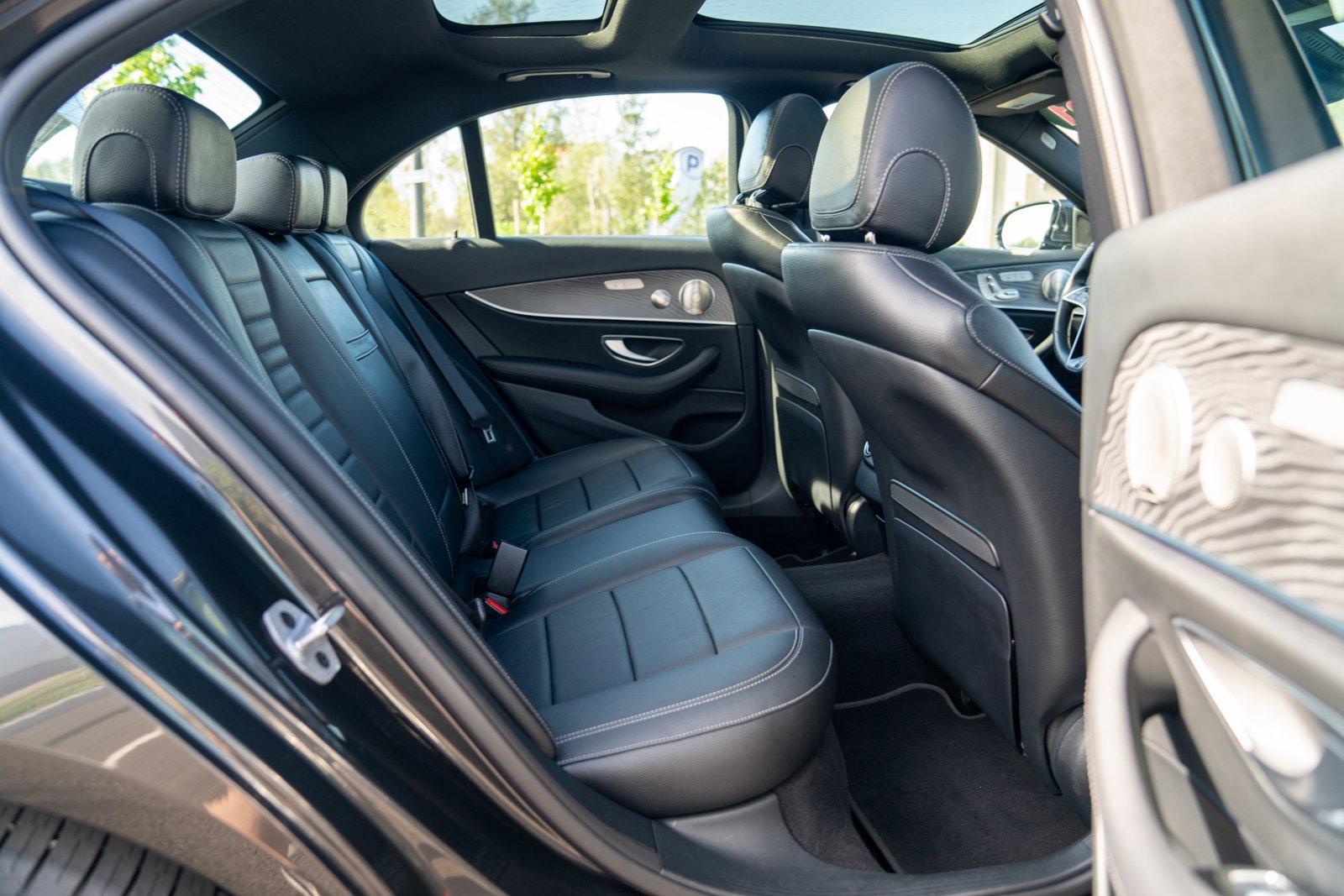 Used 2021 Mercedes-Benz E 450 4MATIC Sedan image 23