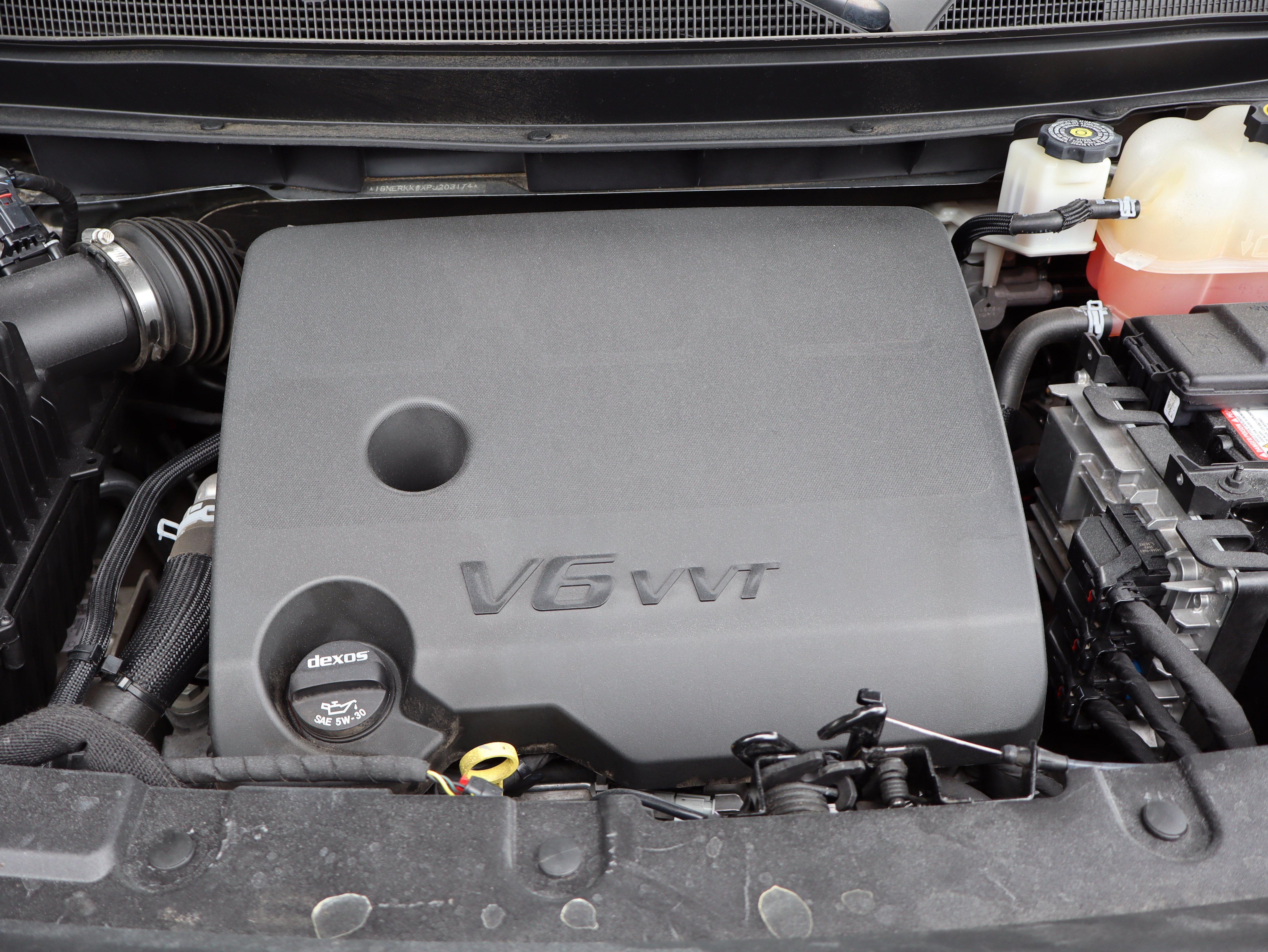 Used 2023 Chevrolet Traverse Premier FWD image 47