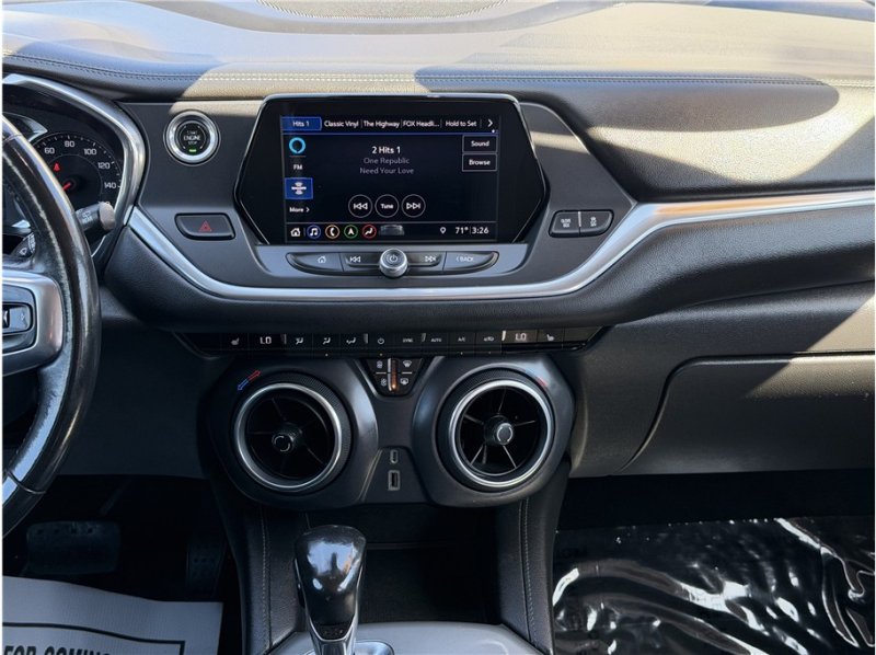 Used 2019 Chevrolet Blazer LT w/ Sound & Technology Package FWD image 44