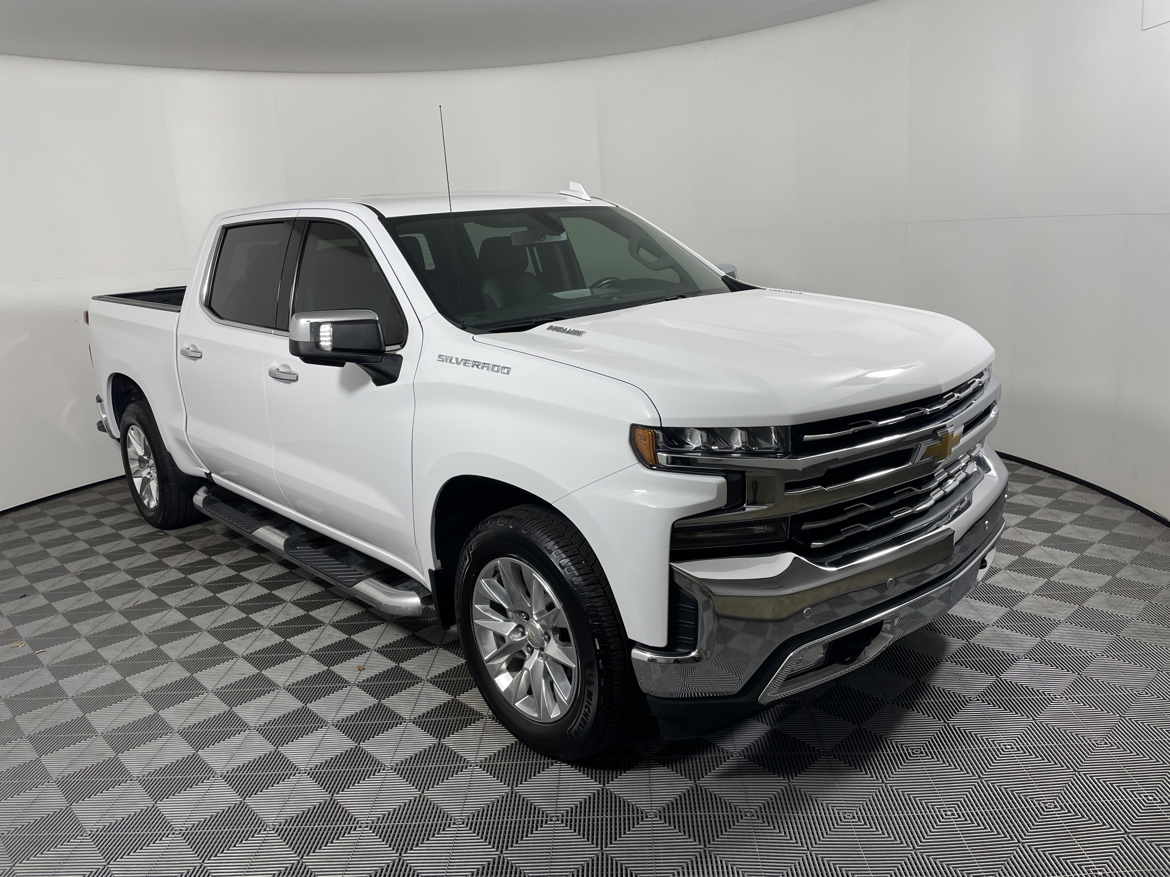 Used 2021 Chevrolet Silverado 1500 LTZ image 7