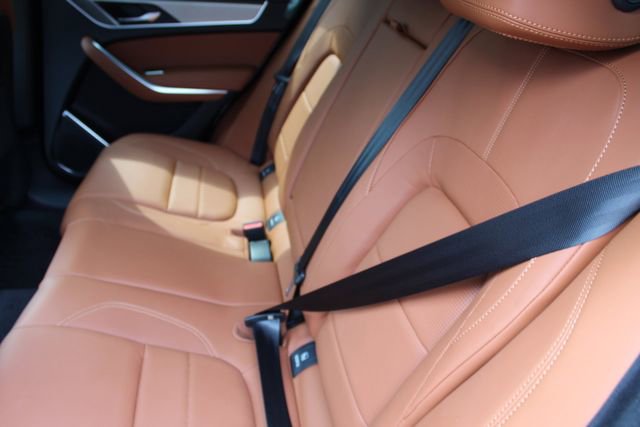 New 2026 Jaguar F-PACE R-Dynamic S image 4