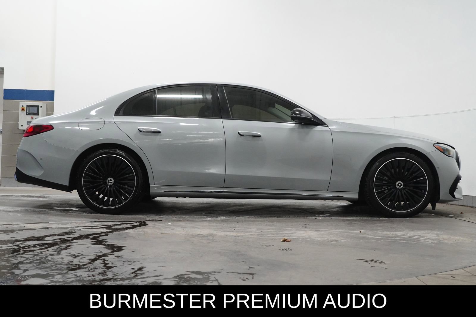 Certified 2024 Mercedes-Benz E 350 4MATIC Sedan image 7