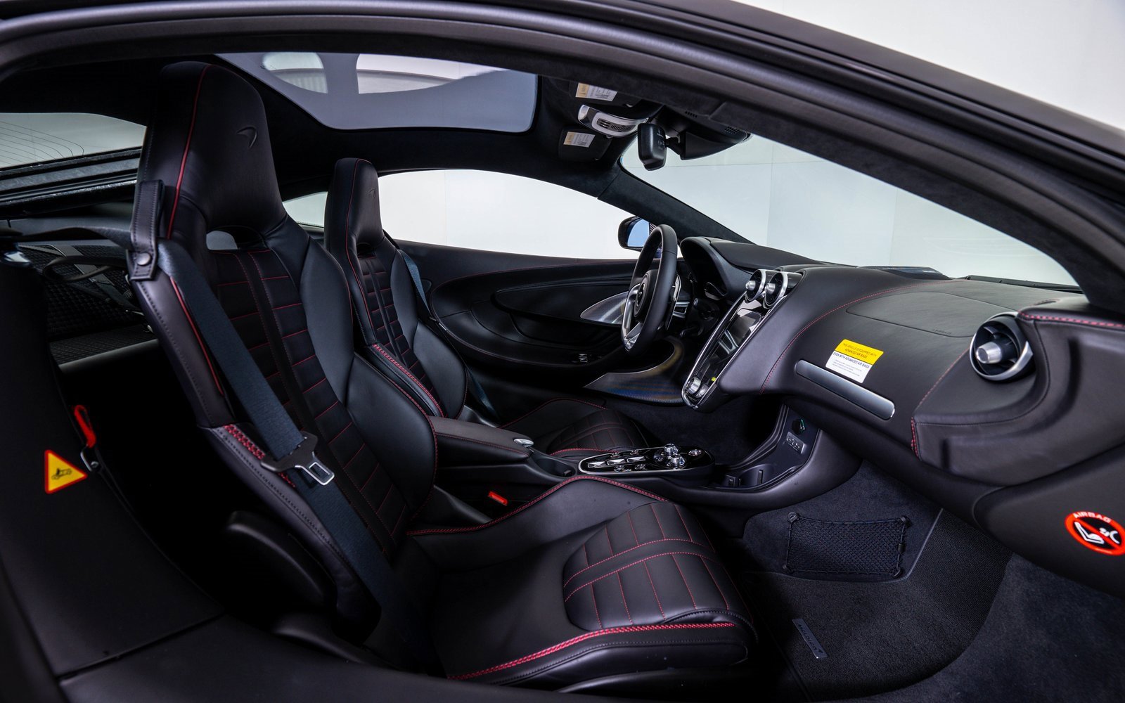 Used 2025 McLaren GTS image 21