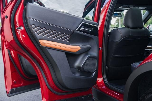 New 2025 Mitsubishi Outlander SEL image 40