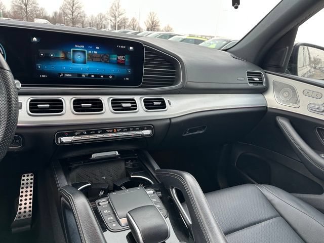 Used 2022 Mercedes-Benz GLS 450 4MATIC w/ AMG Line Exterior image 16