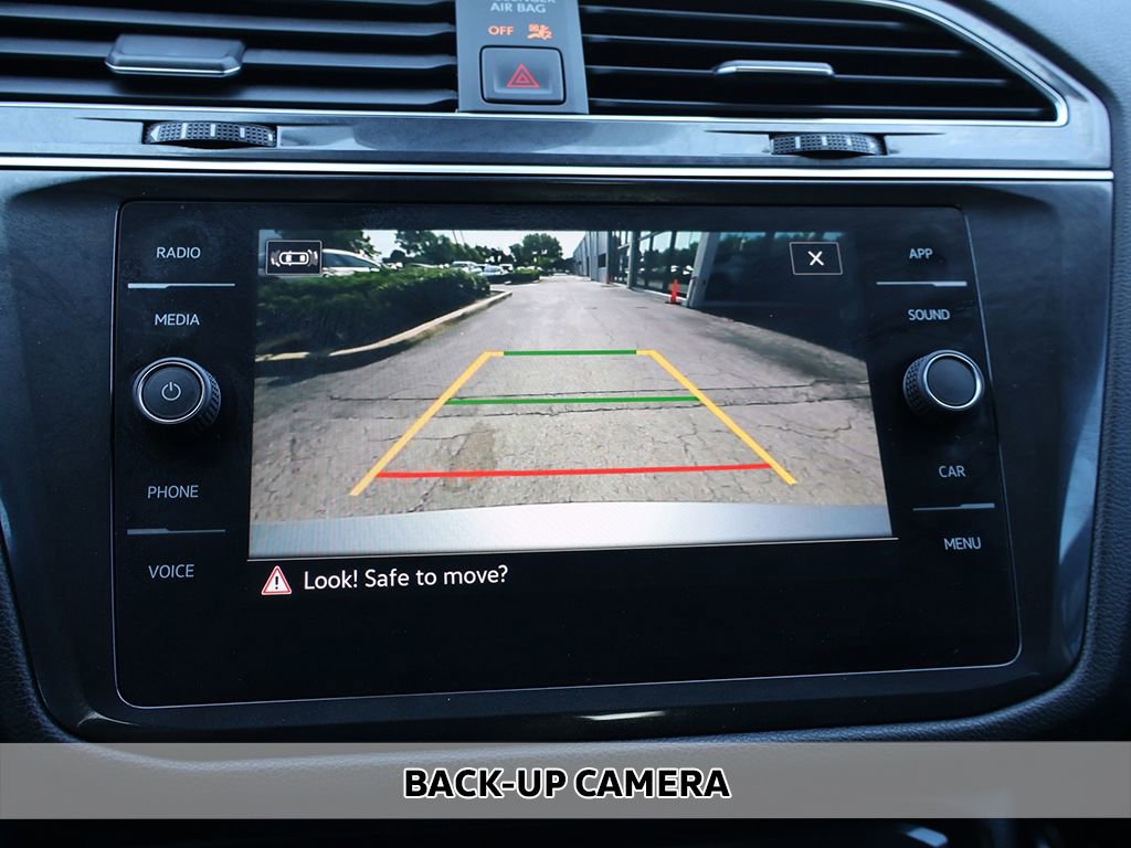 Used 2023 Volkswagen Tiguan SE FWD image 4