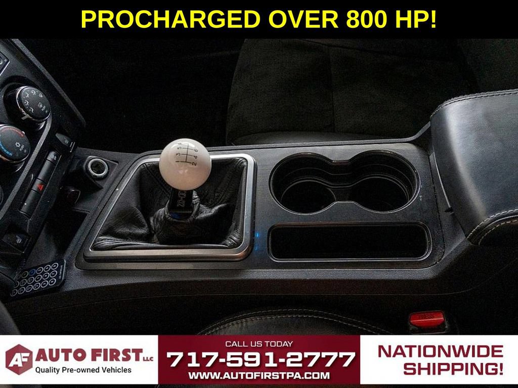 Used 2009 Dodge Challenger SRT8 RWD image 12