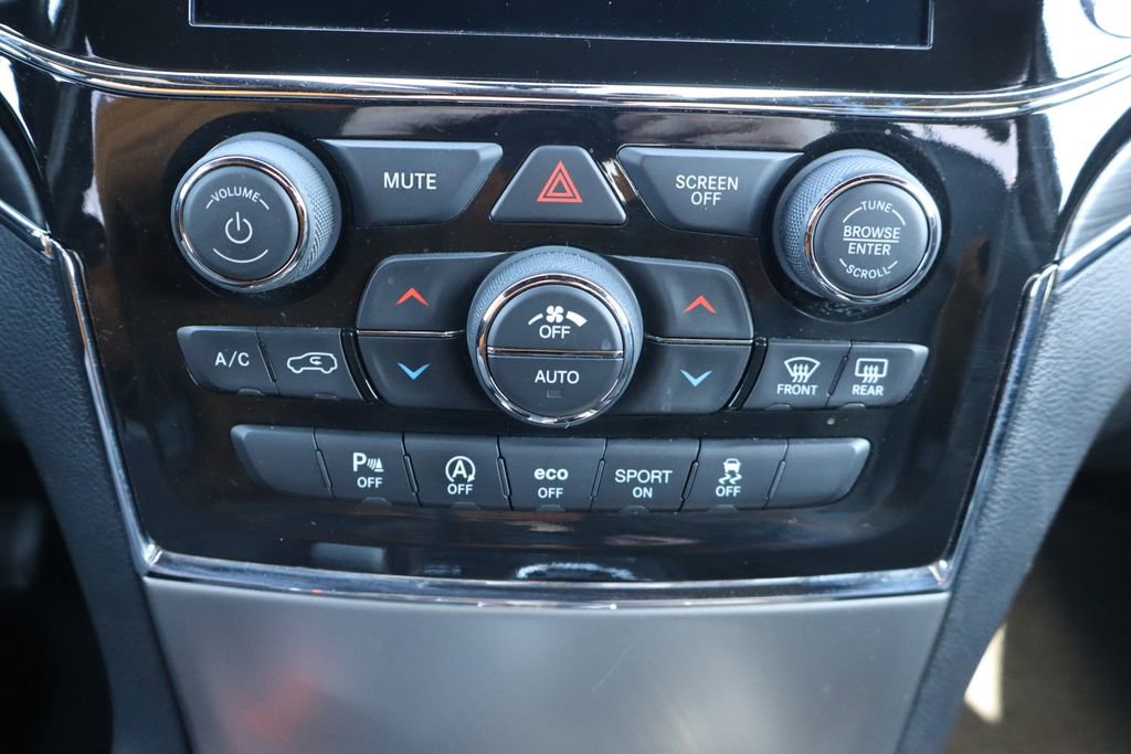 Used 2021 Jeep Grand Cherokee Limited AWD/4WD image 11