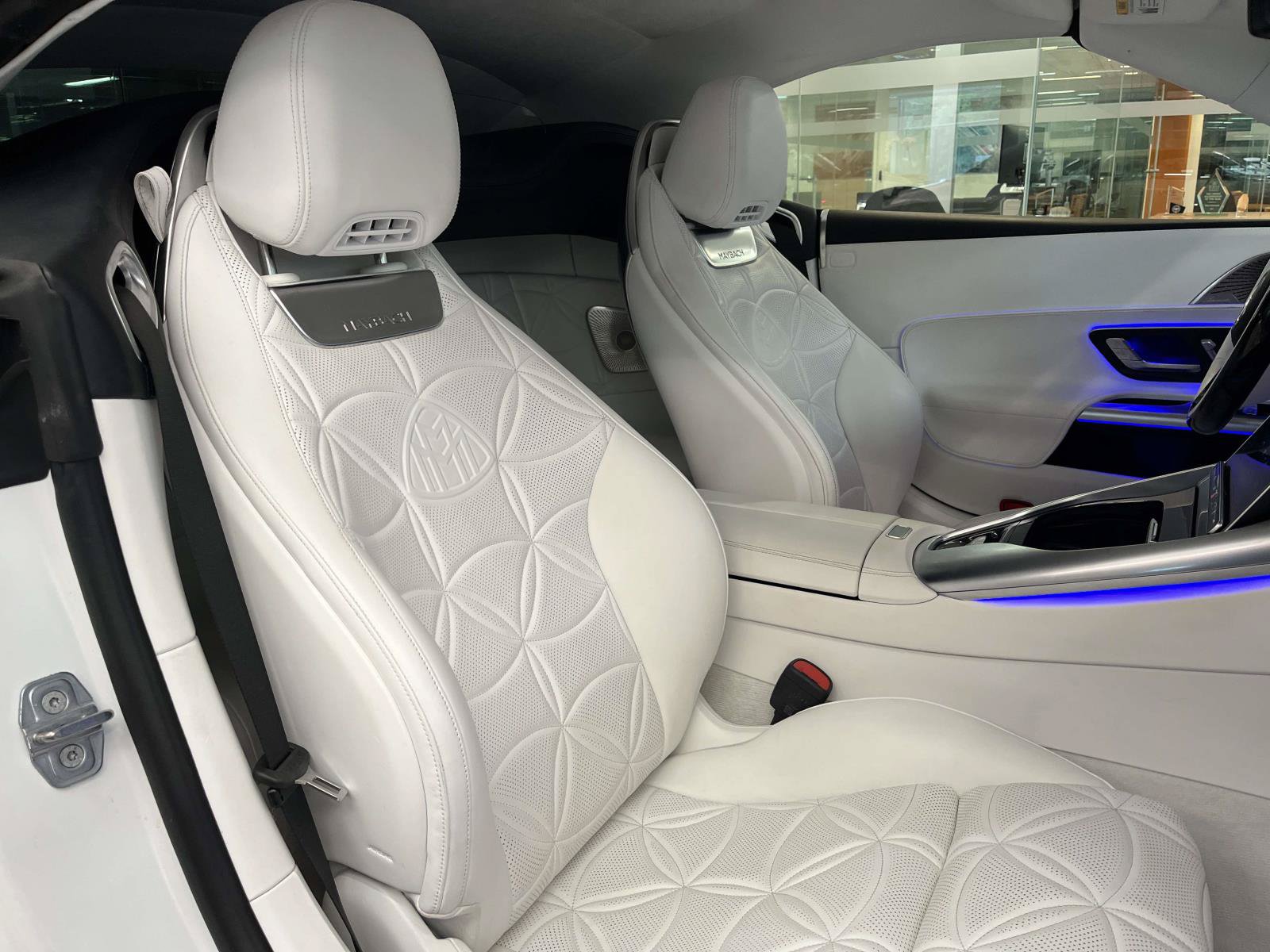Certified 2026 Mercedes-Benz Maybach SL 680 image 61