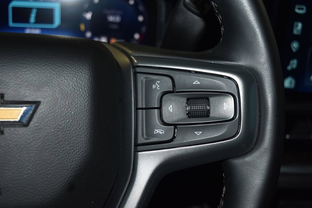 Used 2025 Chevrolet Silverado 1500 LT image 9
