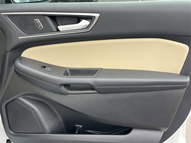 Used 2020 Ford Edge SEL image 23