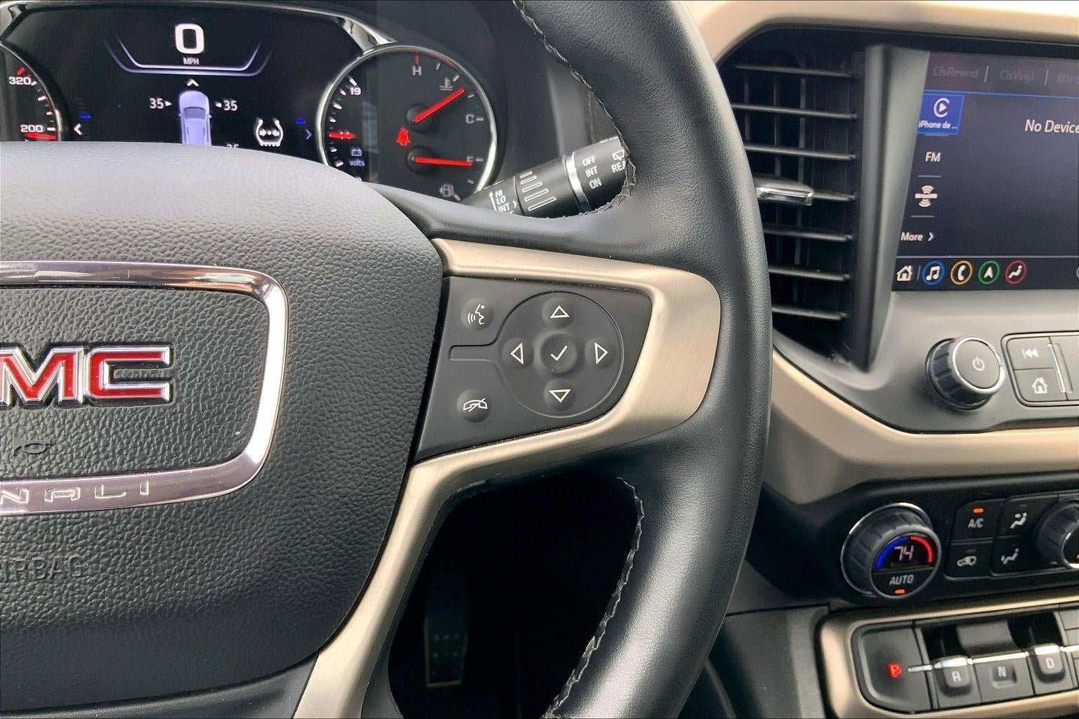 Used 2023 GMC Acadia Denali w/ Trailering Package AWD/4WD image 19