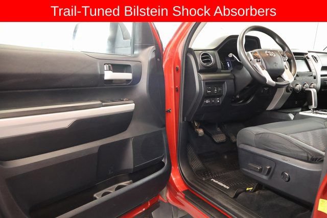 Used 2018 Toyota Tundra SR5 w/ TRD Off Road Package AWD/4WD image 10